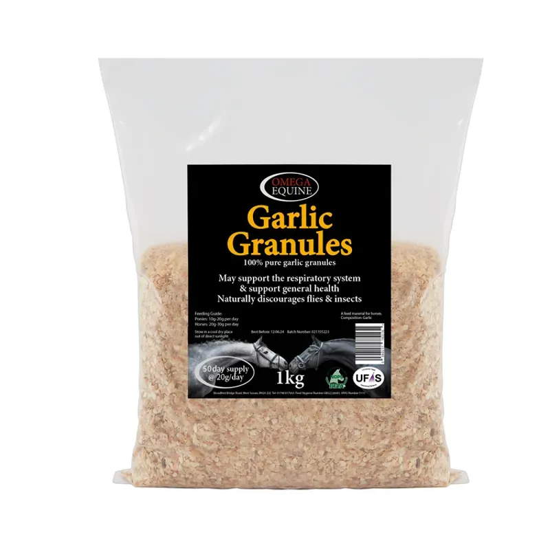 Omega Equine Garlic Granules in Black