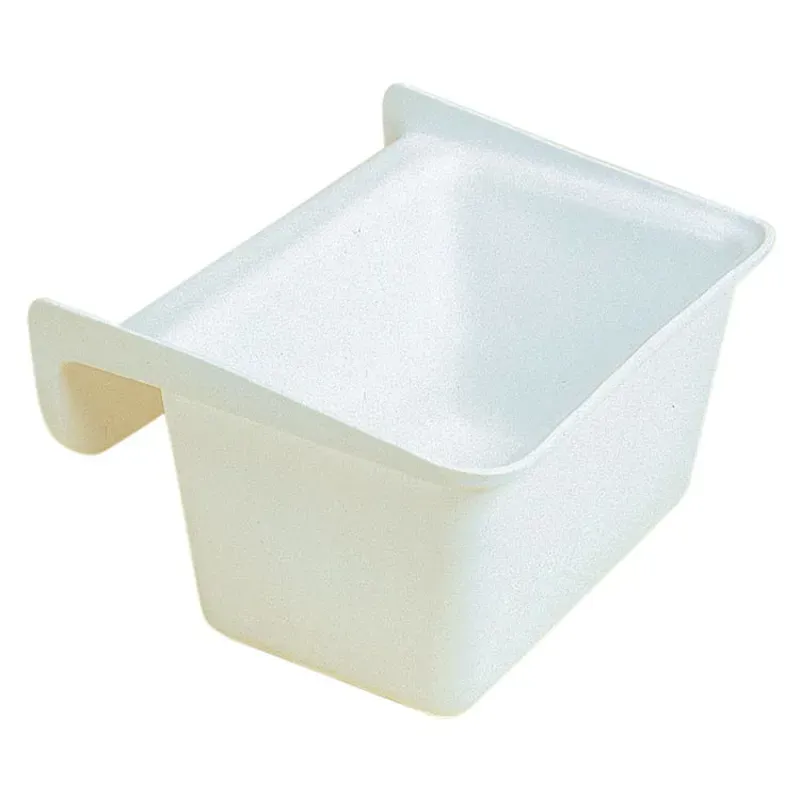 STUBBS Polyethylene Portable Manger in White