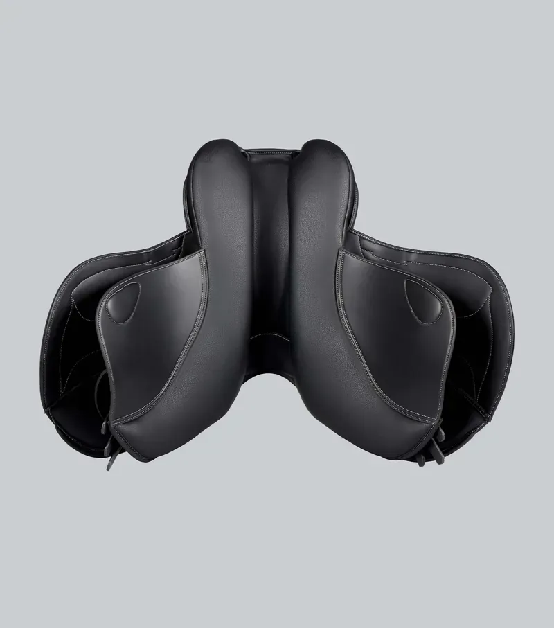 Bastia Synthetic Jump Saddle / 16. 5 Black 16.5-5