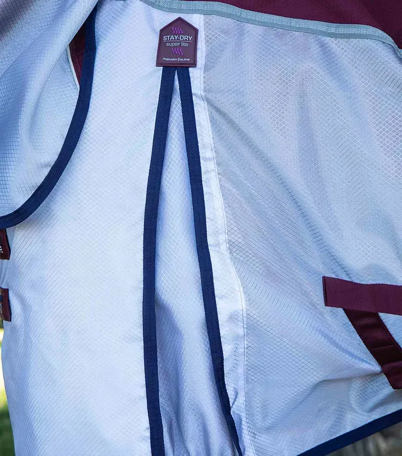 Buster Stay-Dry Super Lite Fly Rug With Surcingles / Wine 6'9-3