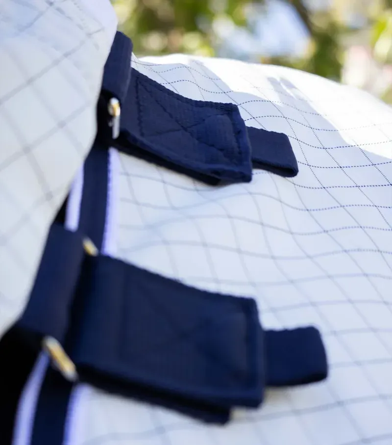 Cotone Stable Sheet With Neck Cover / White/Navy Check 6'9-3