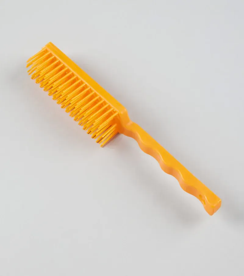 Premier Equine Mane and Tail Detangler Comb in Amber