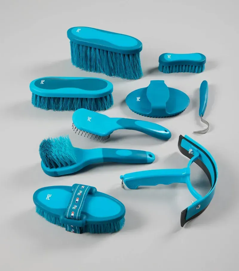 Premier Equine Soft-Touch Grooming 9 Pieces Kit Set in Med Blue Peacock