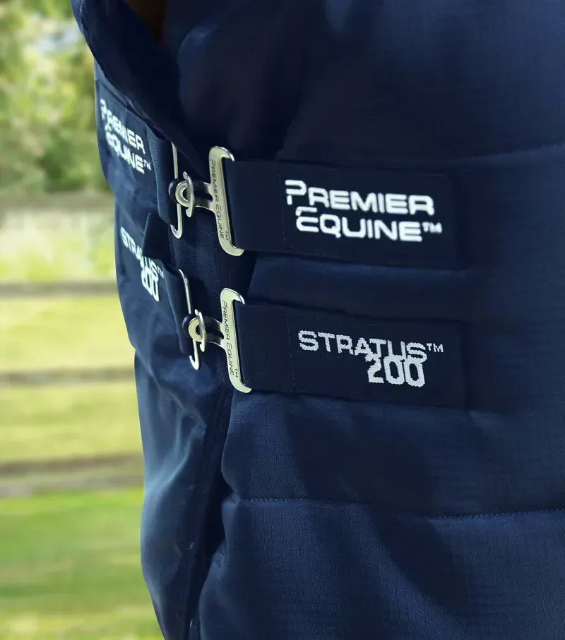 Premier Equine 200g Stratus Stable Rug With Neck Cover in Navy-3