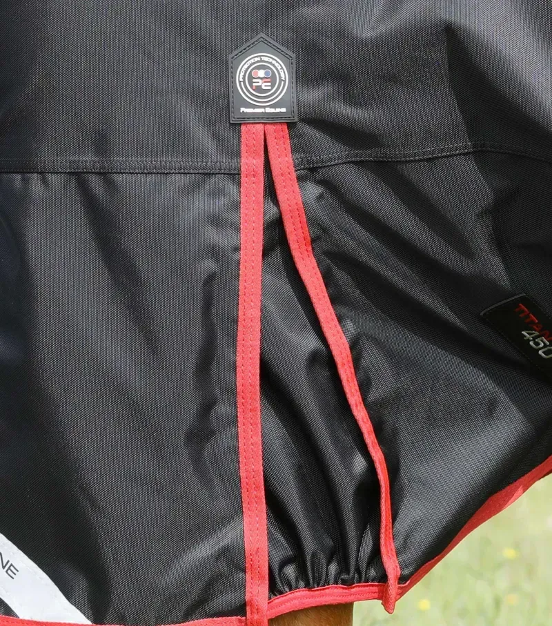 Premier Equine 450g Titan Original Turnout Rug in Black-3
