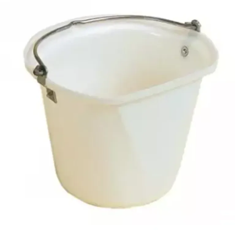 Stubbs Medium Stable Bucket in White